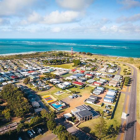 Belair Gardens Caravan Park Geraldton Exteriör bild