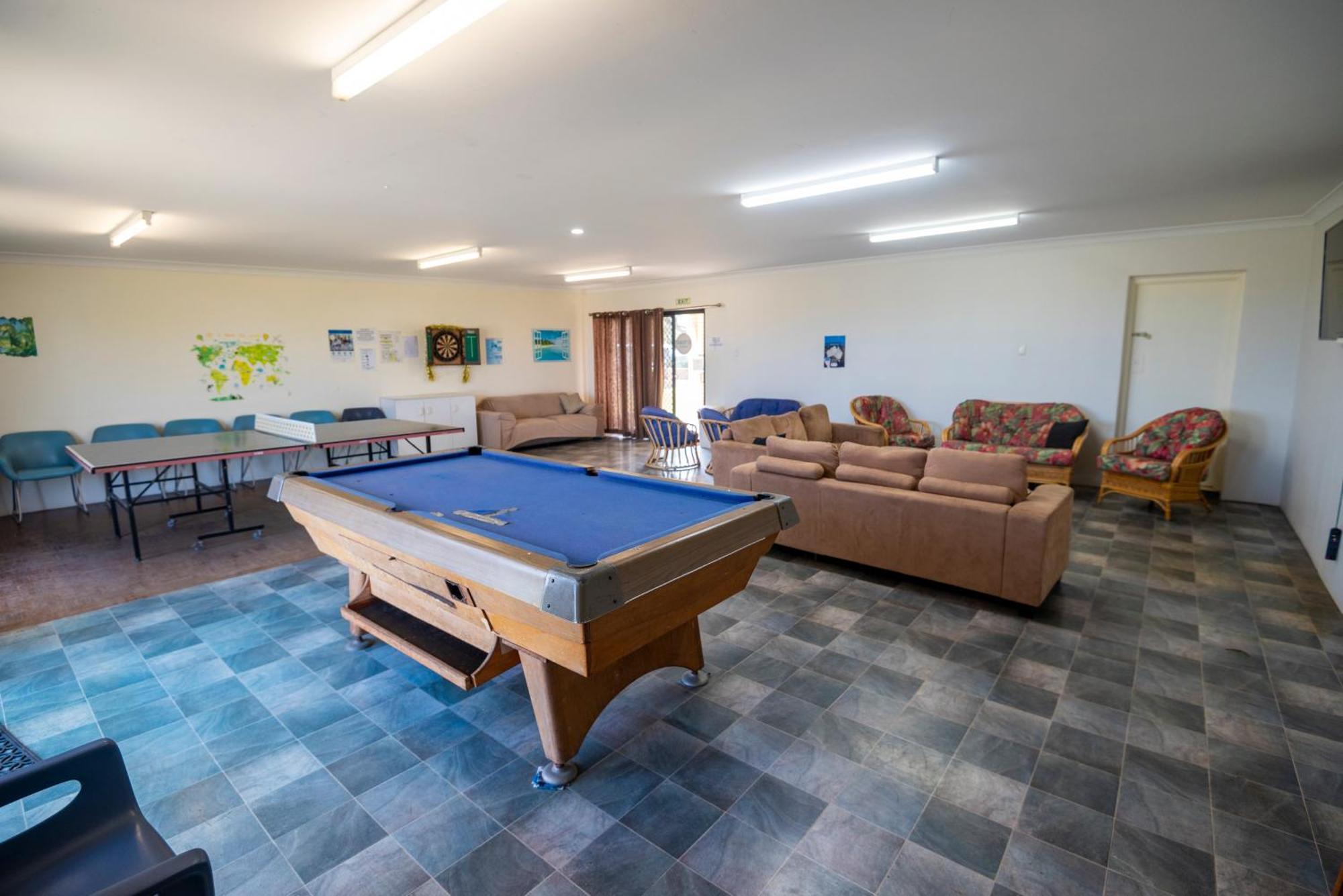 Belair Gardens Caravan Park Geraldton Exteriör bild