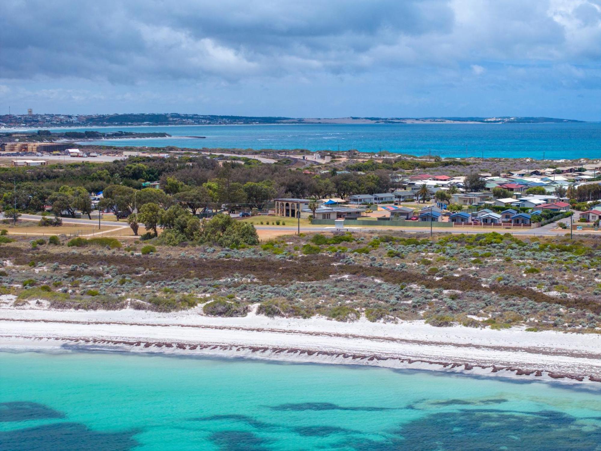 Belair Gardens Caravan Park Geraldton Exteriör bild