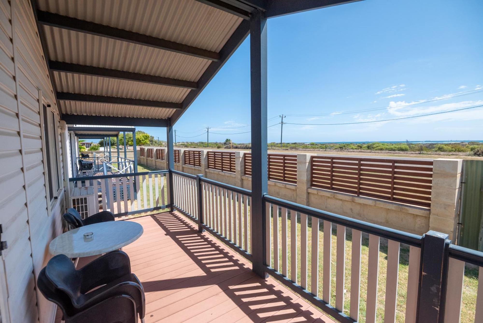 Belair Gardens Caravan Park Geraldton Exteriör bild