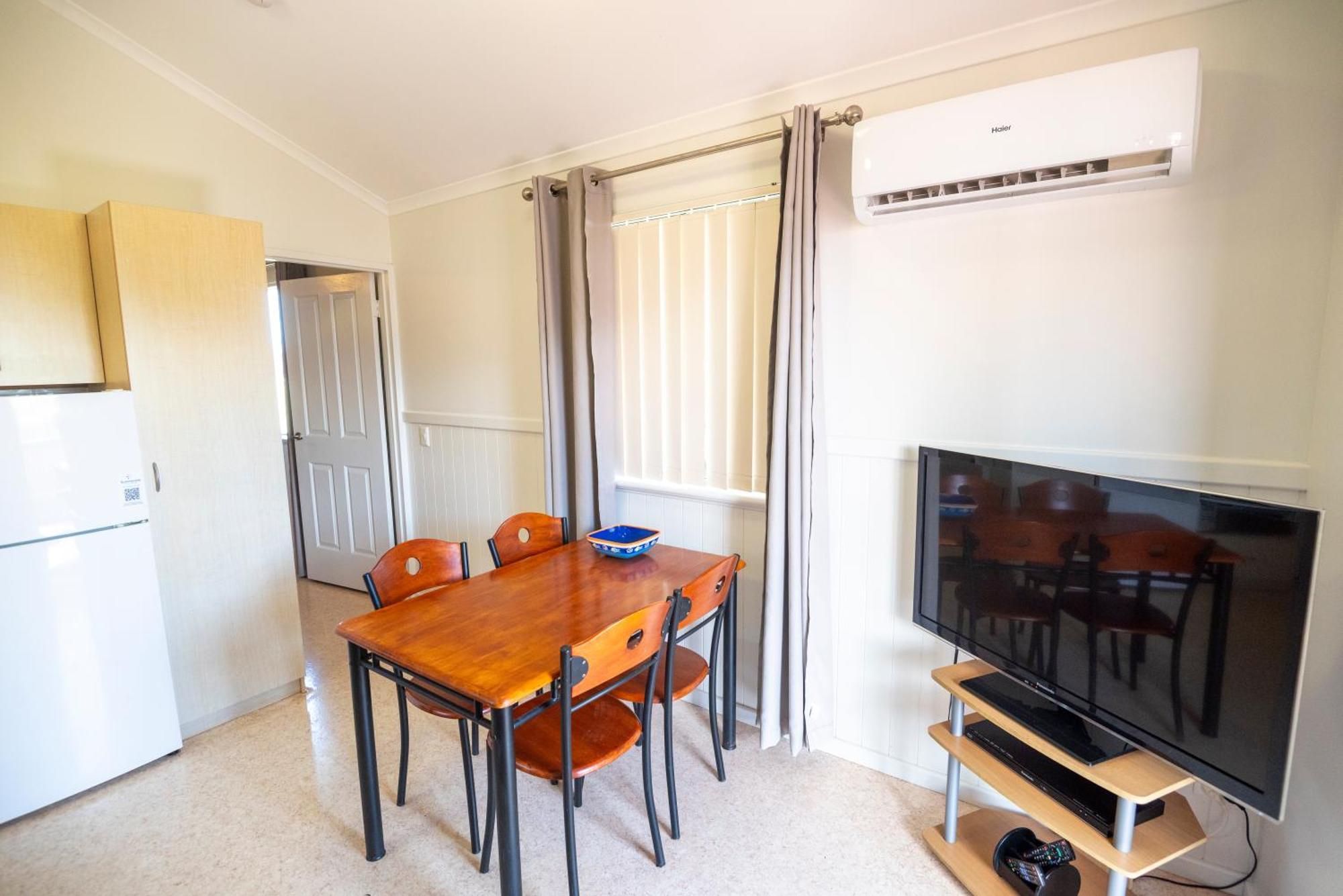 Belair Gardens Caravan Park Geraldton Exteriör bild