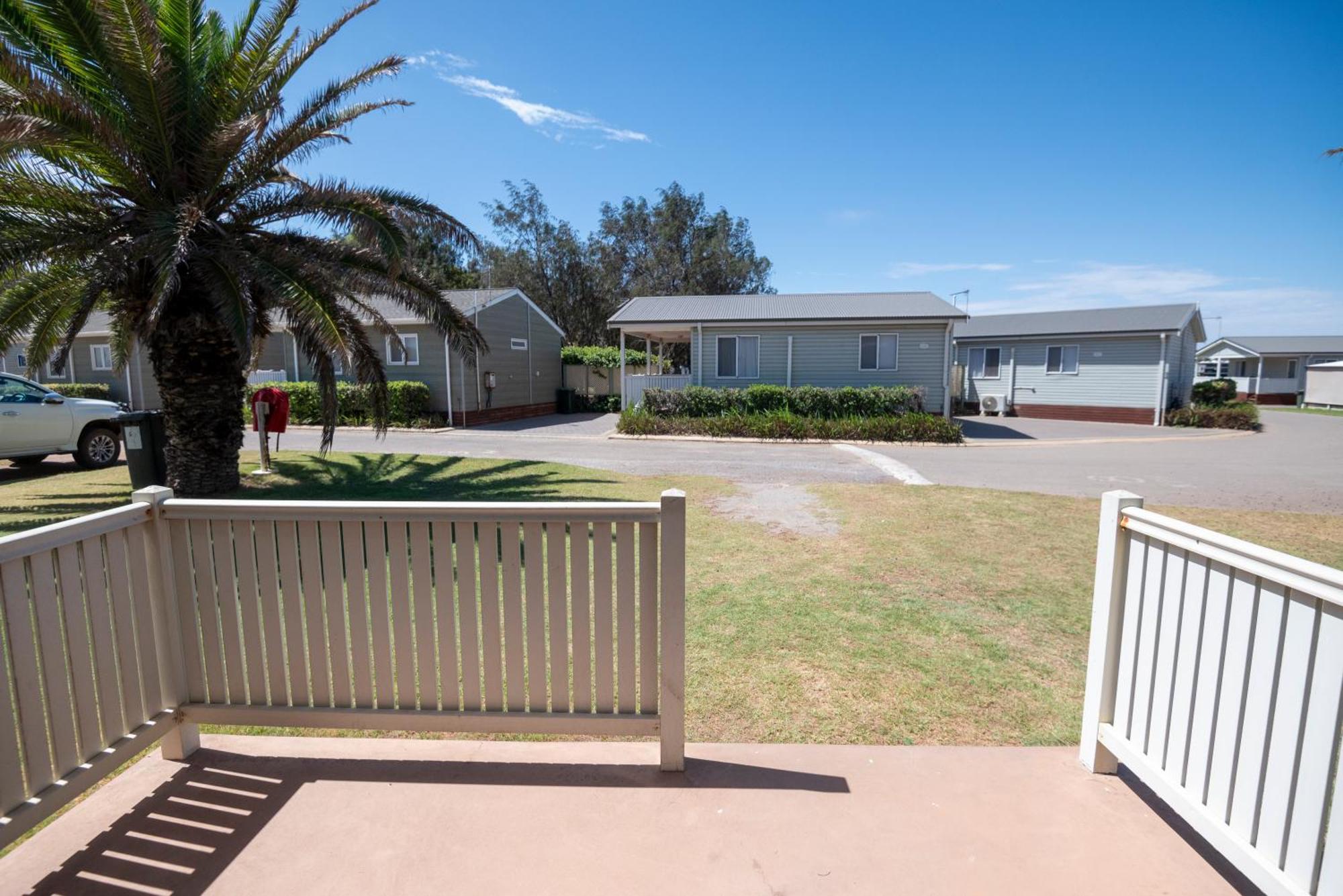 Belair Gardens Caravan Park Geraldton Exteriör bild