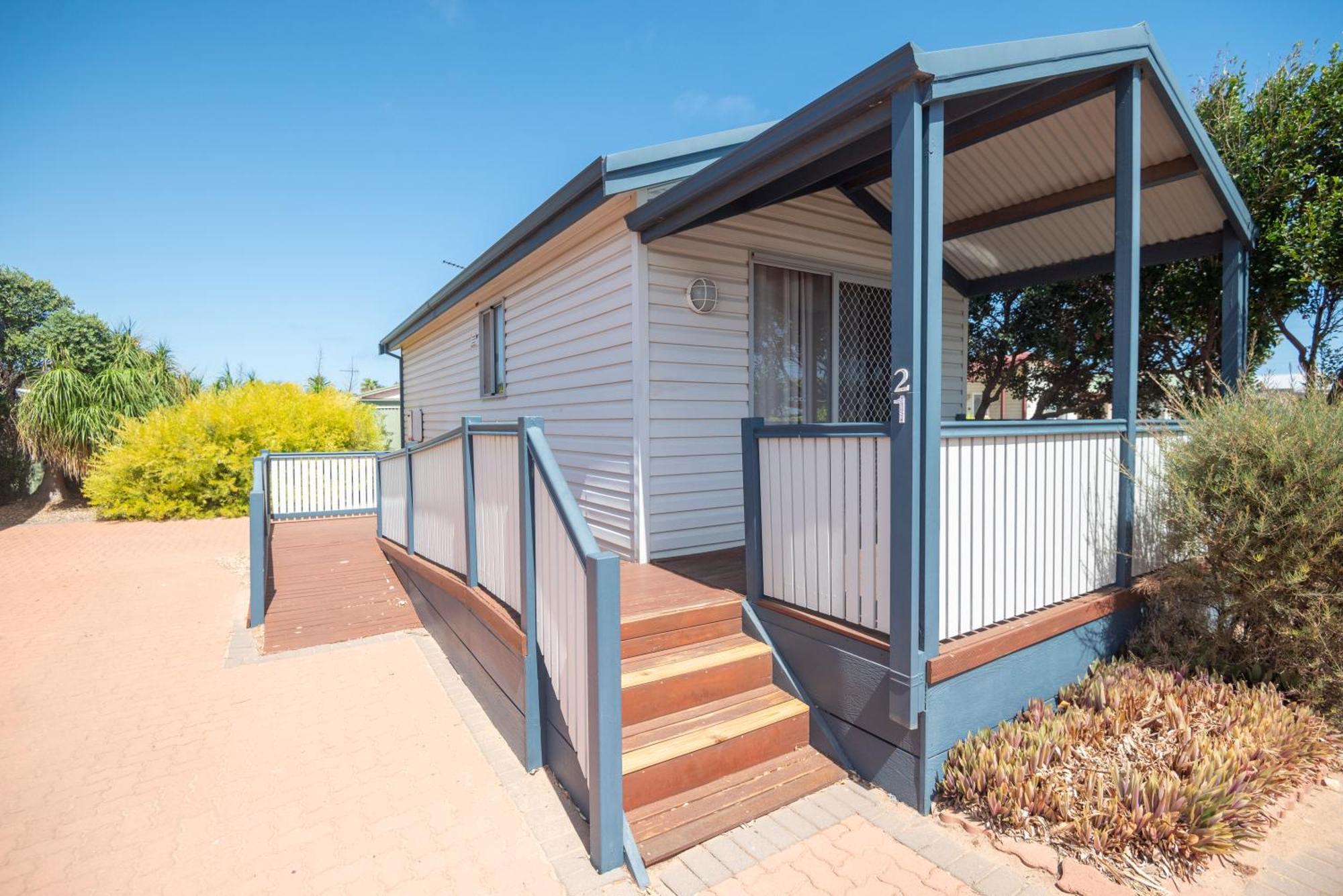 Belair Gardens Caravan Park Geraldton Exteriör bild