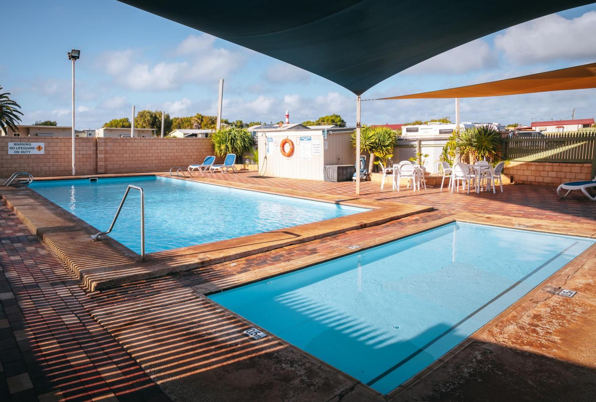 Belair Gardens Caravan Park Geraldton Exteriör bild